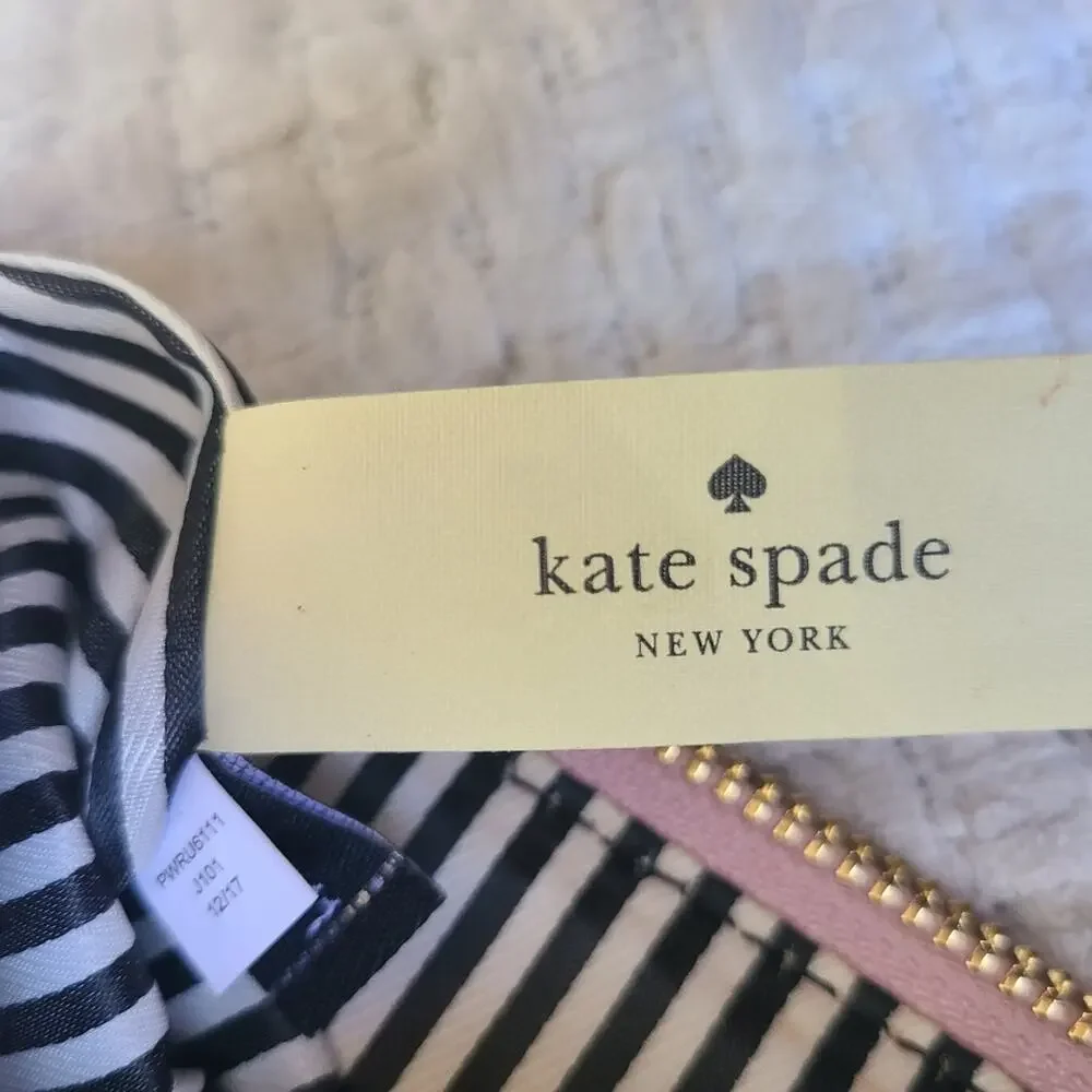 Kate Spade Blush Pink Grained Leather Cluth